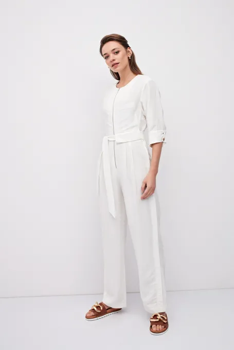 Biały kombinezon z lnem Biały kombinezon z lnem