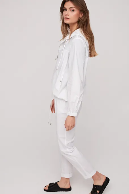 Biała krótka kurtka z kapturem Biała krótka kurtka z kapturem