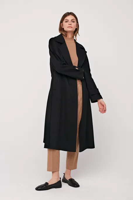 Czarny płaszcz z kaszmiru luxury line
