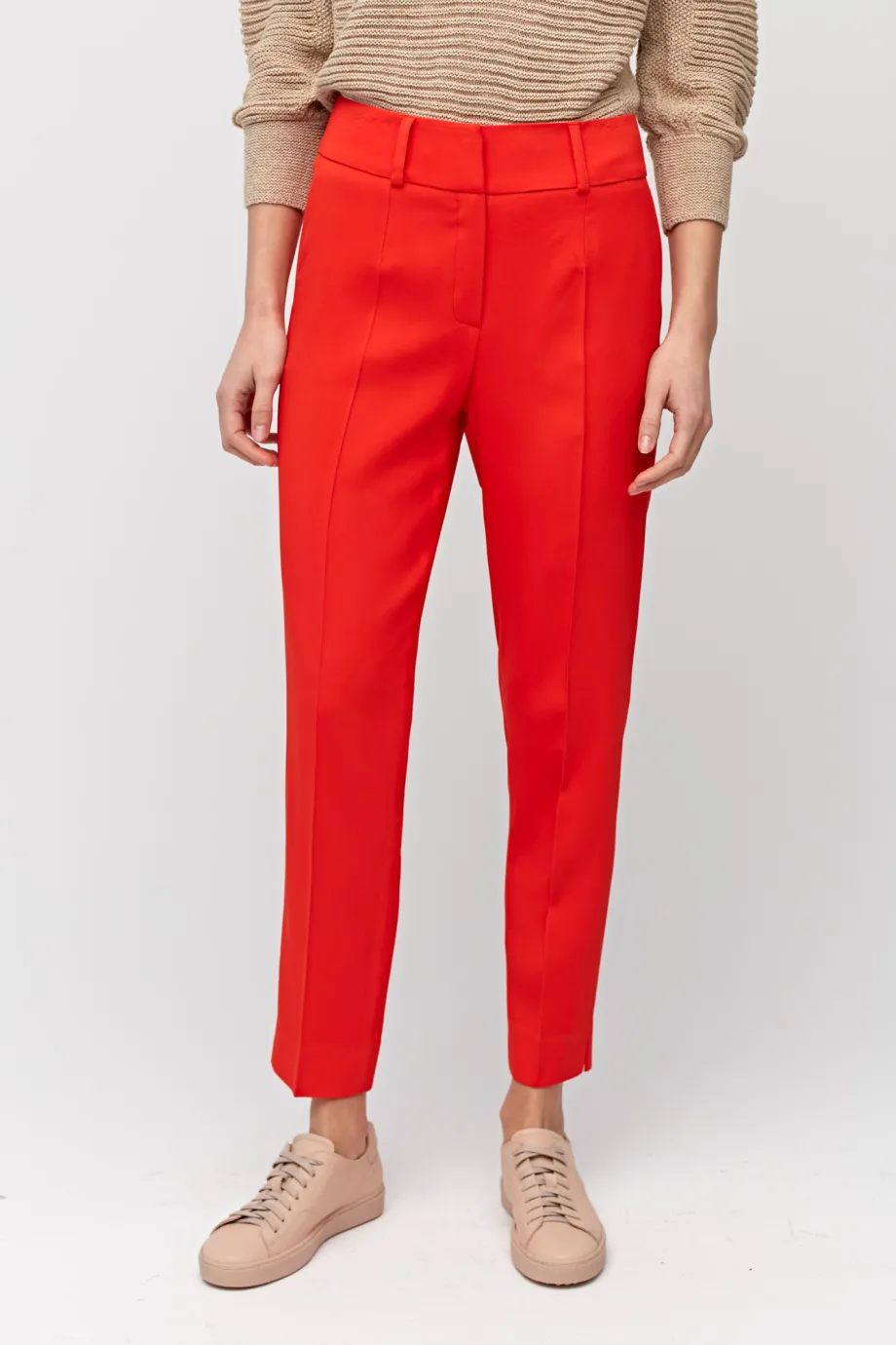 Czerwone eleganckie spodnie do garnituru Czerwone eleganckie spodnie do garnituru