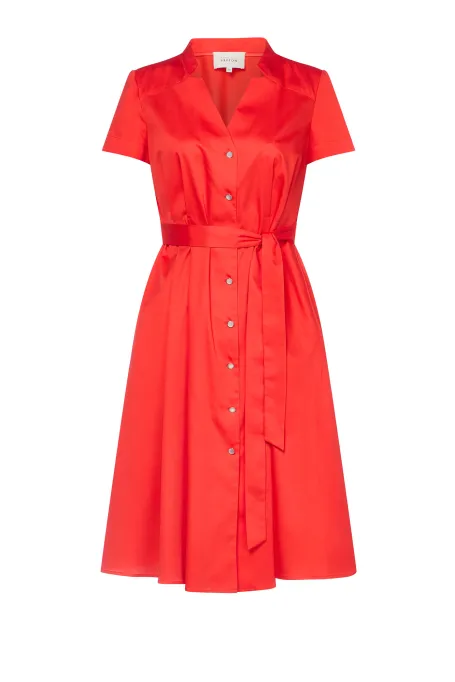 Czerwona sukienka szmizjerka