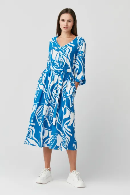 Biało-niebieska zwiewna sukienka w kwiaty - Patrizia Aryton