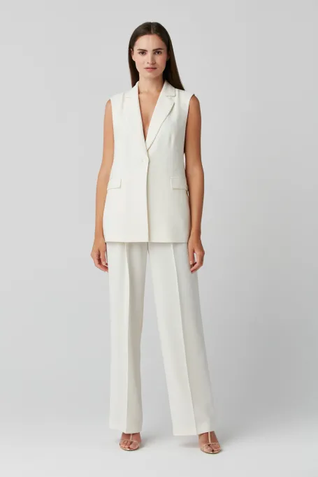 Biała damska kamizelka garniturowa - Patrizia Aryton