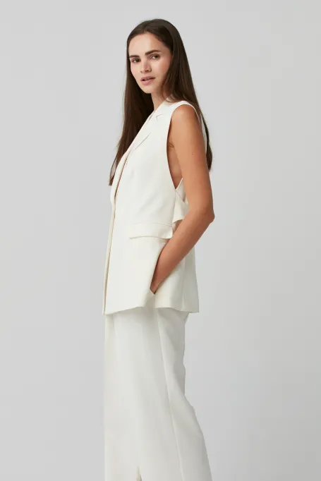 Biała damska kamizelka garniturowa - Patrizia Aryton