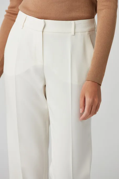 Białe eleganckie spodnie damskie Lotto - Patrizia Aryton