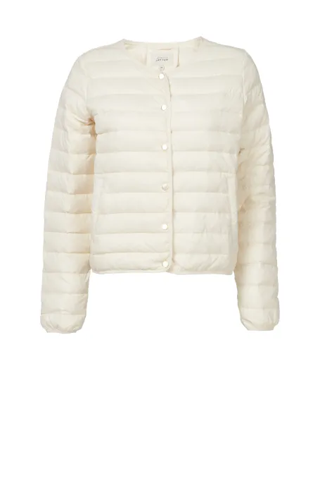 Krótka kurtka puchowa beż