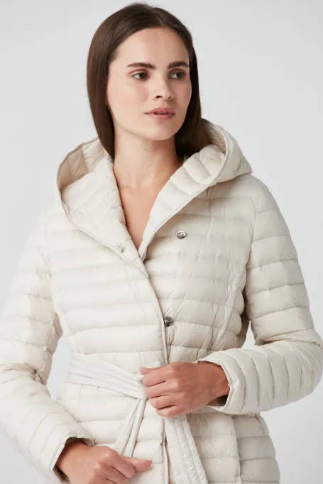 Lekka puchowa kurtka z kapturem Mila beż