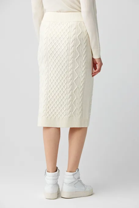 Biała spódnica z wełny merynosowej