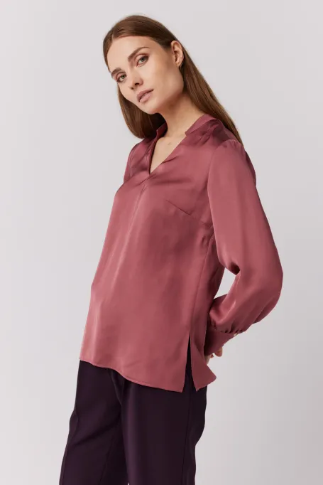 Bluzka z guzikami na mankietach różowy