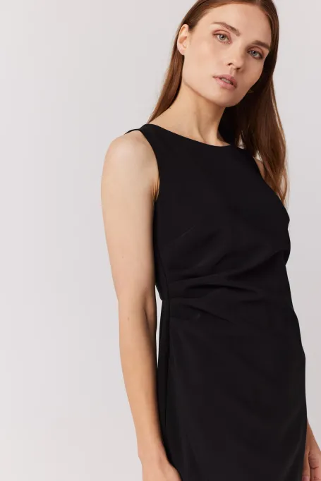 Czarna sukienka maxi