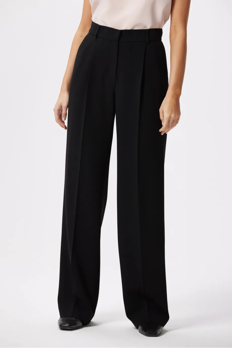 Czarne szerokie spodnie do garnituru Czarne szerokie spodnie do garnituru