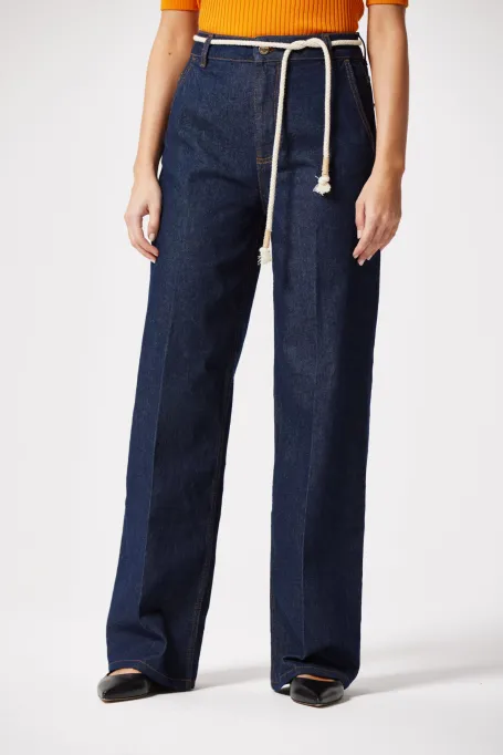 Granatowe szerokie spodnie jeans