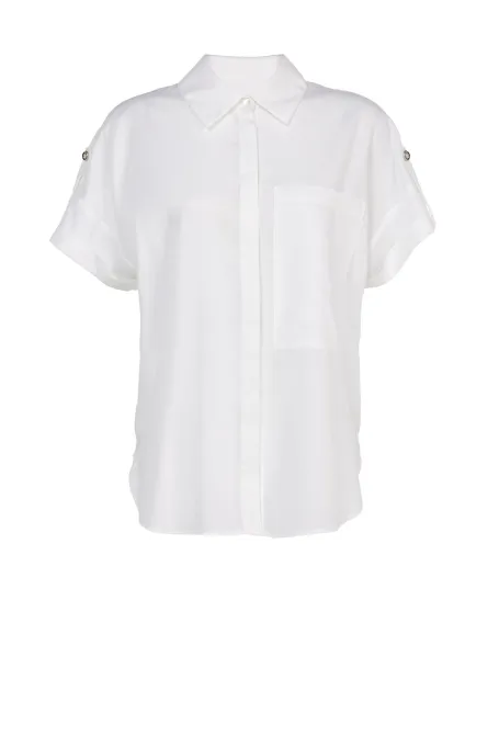 Biała koszula z krótkim rękawem