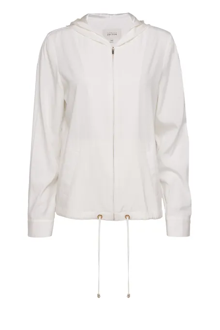 Biała bluzka z jedwabiem