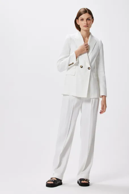 Białe szerokie spodnie do garnituru z lnem