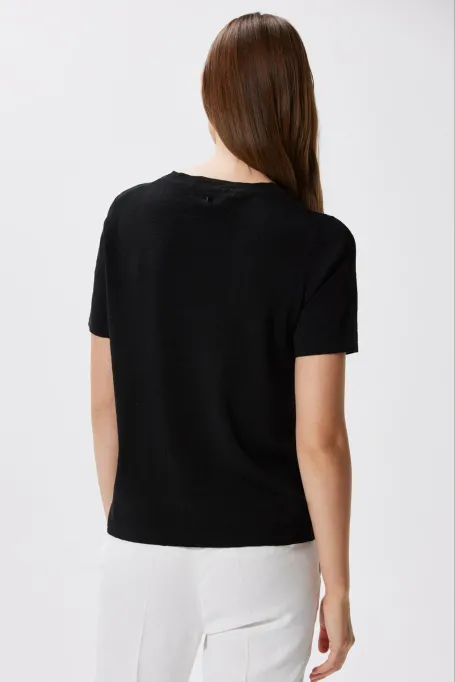 Czarna bluzka z lnem i jedwabiem