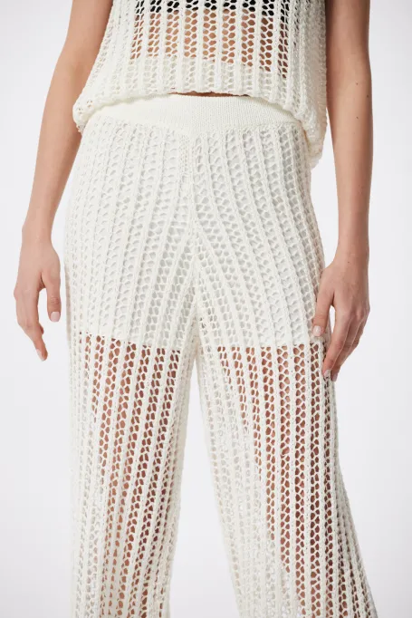 Ażurowe spodnie beż