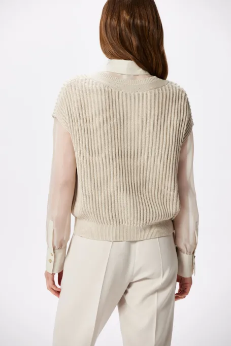 Luźna bluzka z jedwabiem dekolt v beż