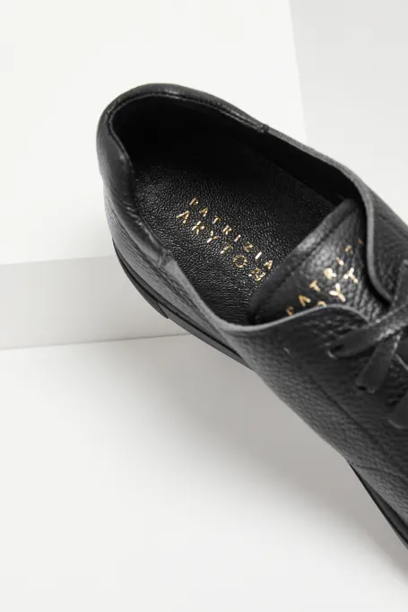 Czarne skórzane sneakersy Czarne skórzane sneakersy
