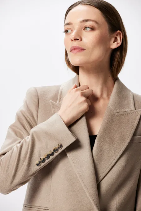 Wełniany płaszcz z kaszmiru beż Wełniany płaszcz z kaszmiru beż