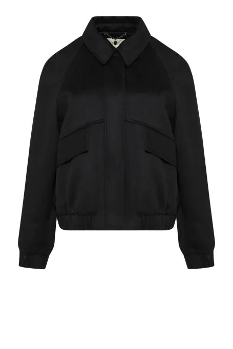 Czarna wełniana kurtka