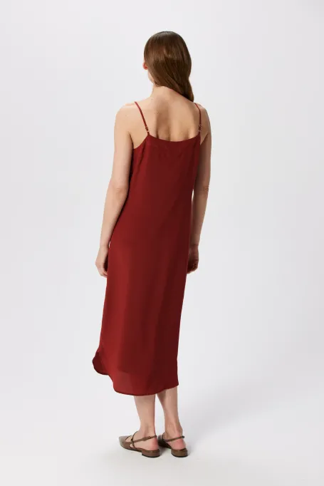 Ceglana jedwabna sukienka