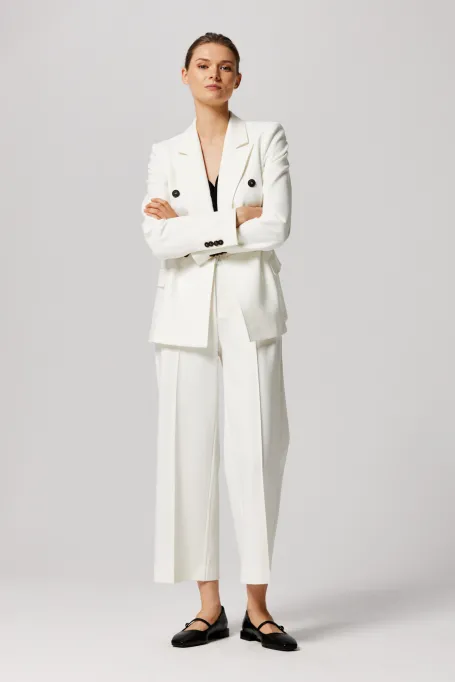 Biały żakiet do garnituru