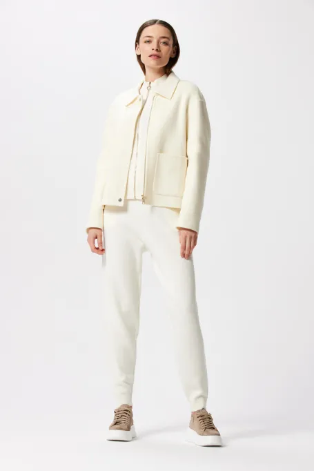 Biała krótka kurtka doubleface