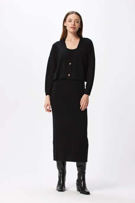 Czarna sukienka z kaszmirem i wełną merynosową