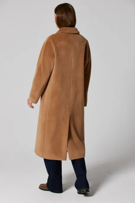 Camelowy płaszcz dwurzędowy z suri alpaką