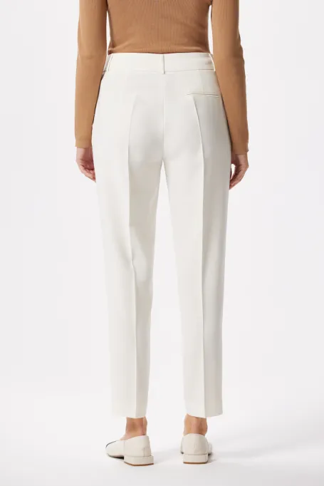 Białe spodnie Lotto do garnituru damskie - Patrizia Aryton Białe spodnie Lotto do garnituru damskie - Patrizia Aryton
