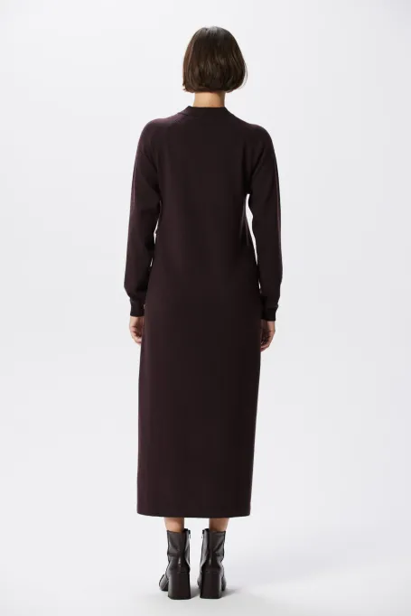 Brązowa wełniana sukienka z kaszmirem