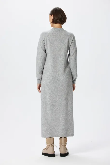 Szara wełniana sukienka z kaszmirem