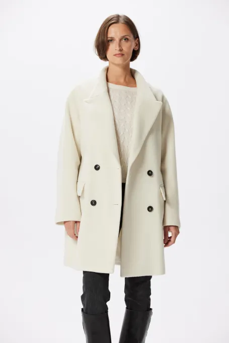 Biały wełniany płaszcz dwurzędowy