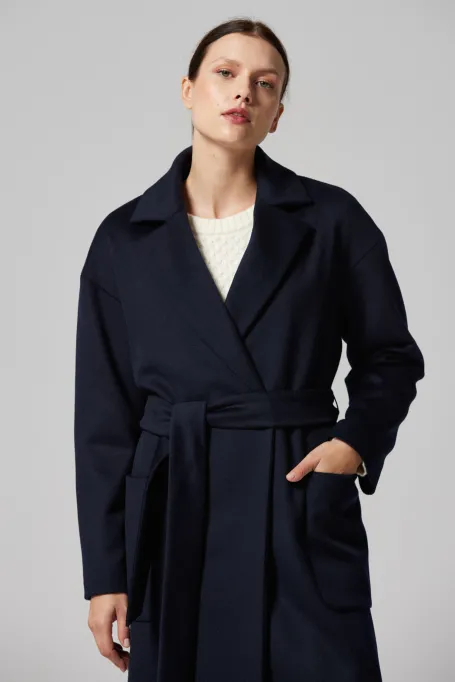 Granatowy wełniany płaszcz z paskiem 