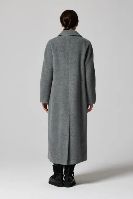 Szary wełniany płaszcz z suri alpaką 