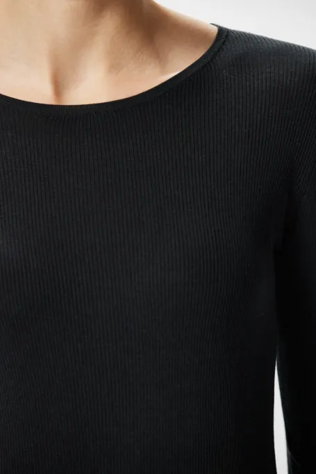 Szara bluzka z jedwabiem Emilly 