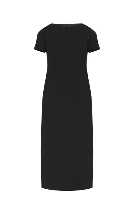 Czarna sukienka z krótkim rękawem