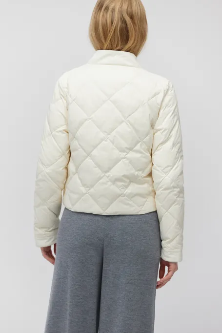 Biała krótka kurtka z puchem naturalnym