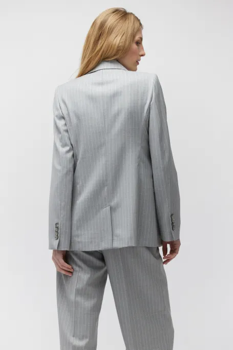 Szary wełniany żakiet w tenis