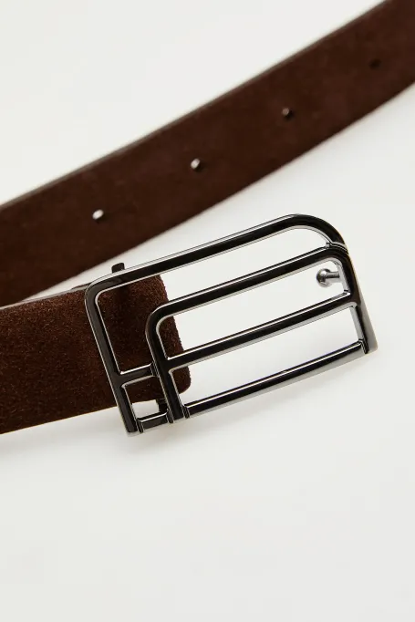 Brązowy pasek ze skóry zamszowej