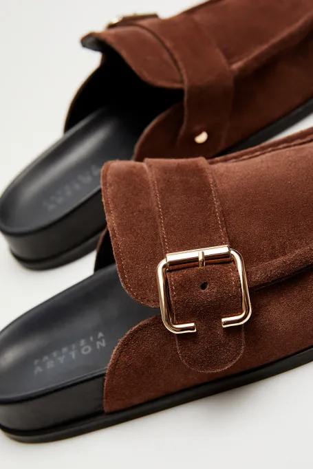 Skórzane klapki brązowy