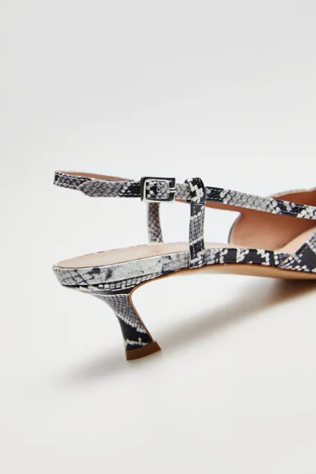 Skórzane buty slingback na średnim obcasie damskie - Patrizia Aryton