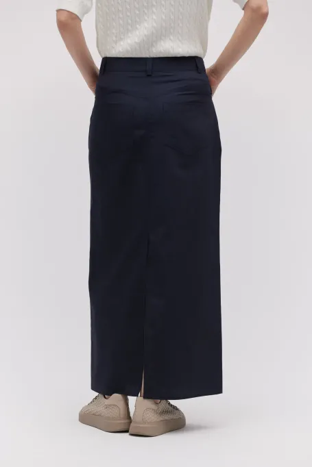 Granatowa spódnica z wełną