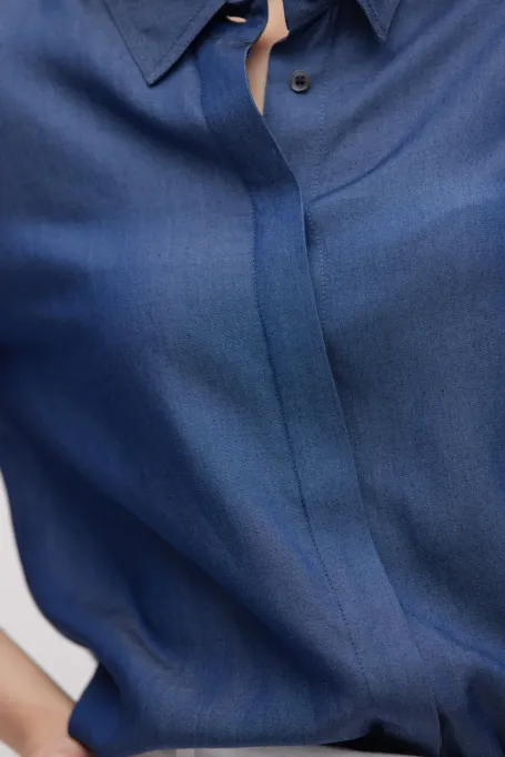 Koszula w kolorze ciemnego jeansu