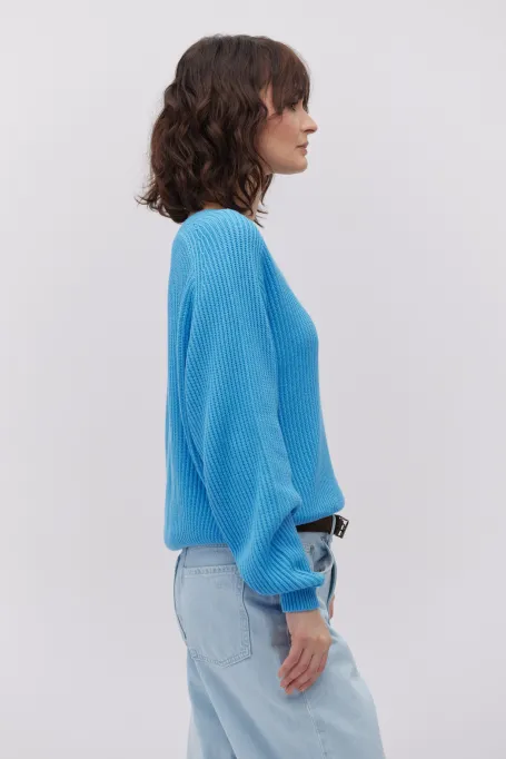 Bluzka z jedwabiem i dekoltem w szpic niebieski