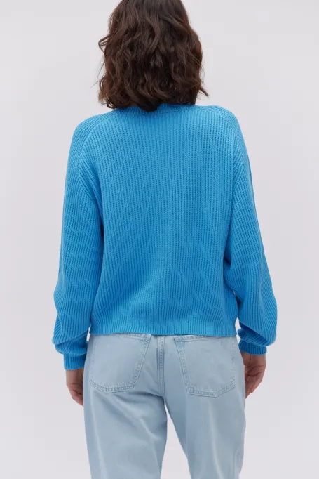 Bluzka z jedwabiem i dekoltem w szpic niebieski