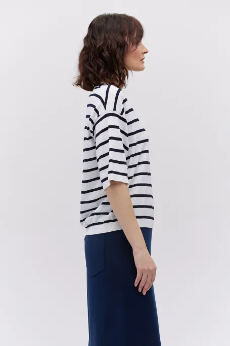 T-shirt w paski z jedwabiem