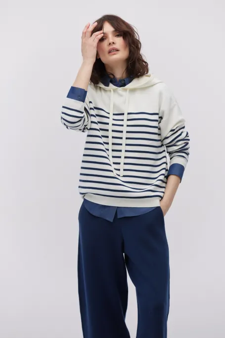 Bluza z kapturem w paski