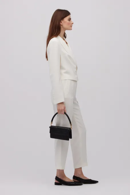 Krótki śmietankowy żakiet do garnituru damski - Patrizia Aryton